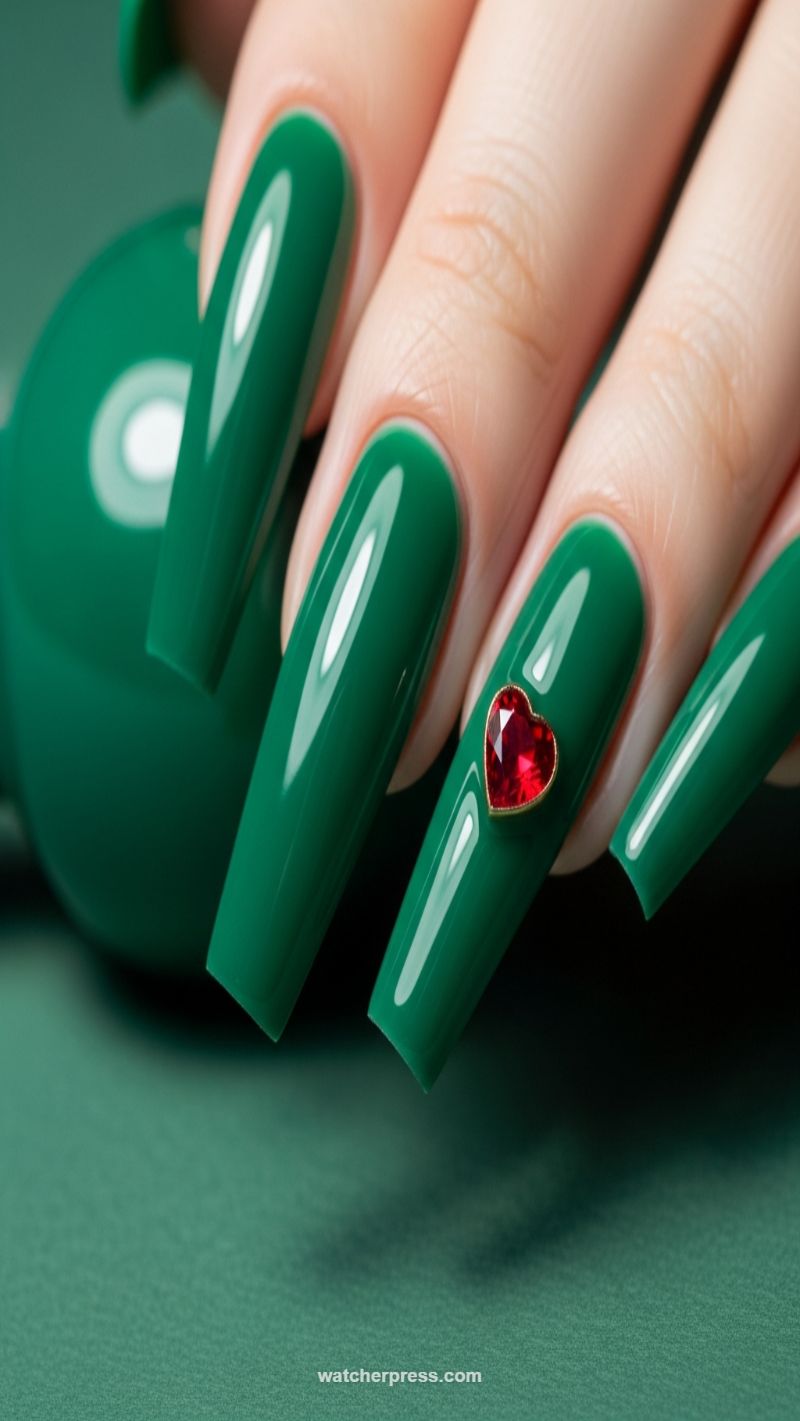 Emerald Luxury: Deep Green with a Ruby Heart Gem